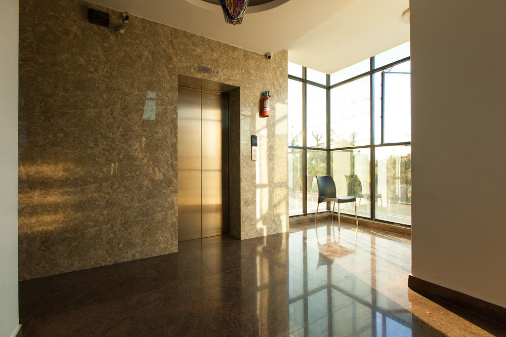 Oyo 454 Hotel Aravindar Residency Siruseri Exterior foto