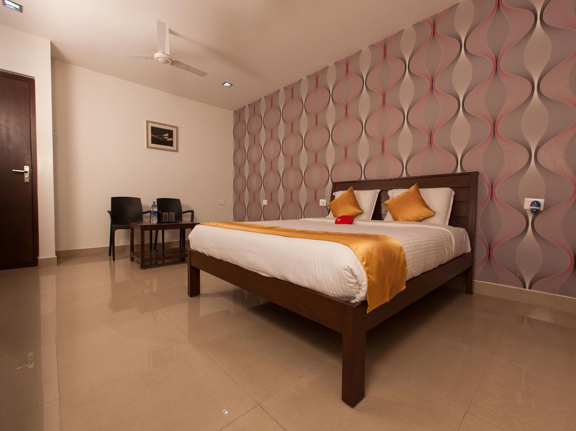 Oyo 454 Hotel Aravindar Residency Siruseri Exterior foto